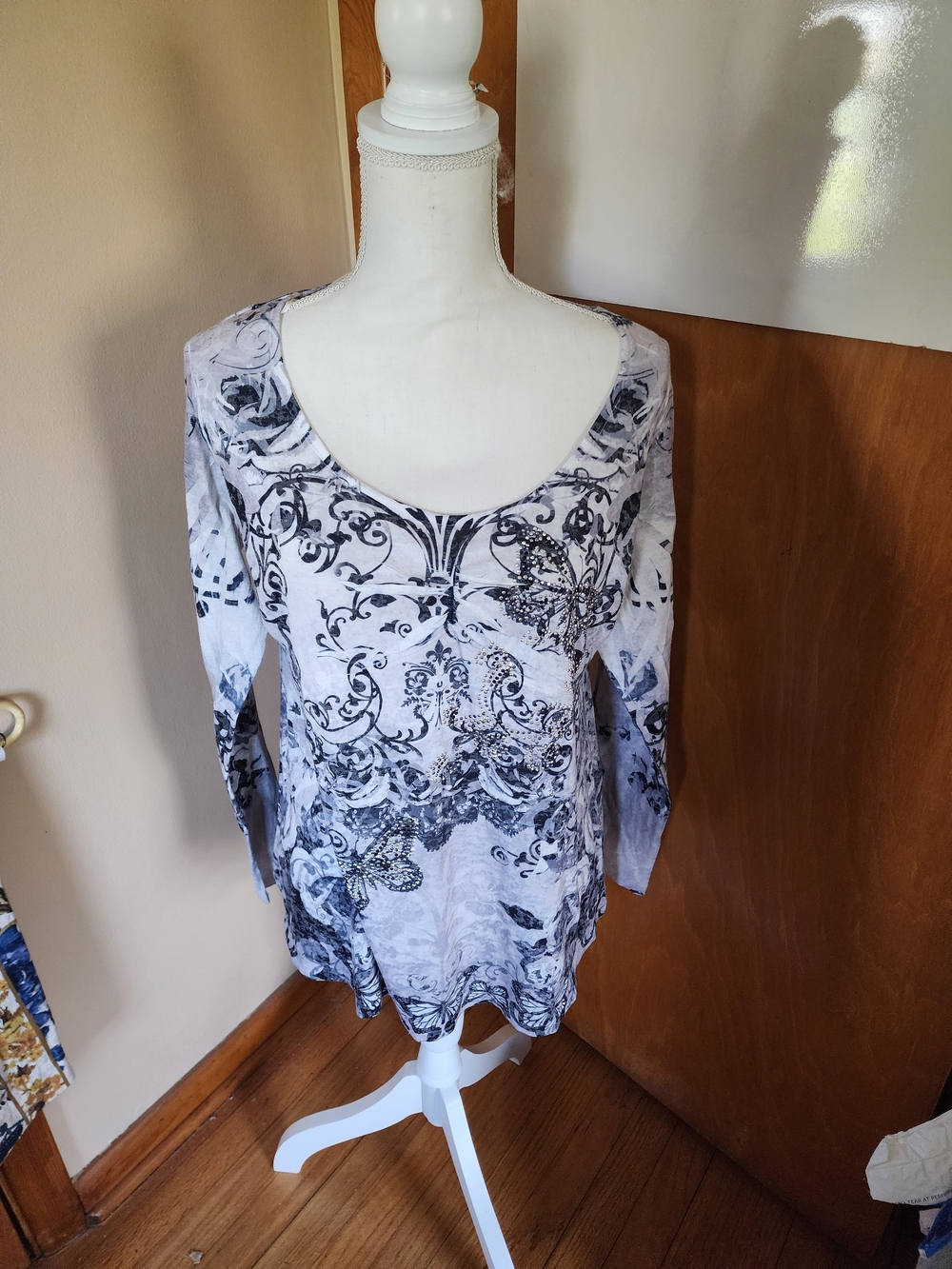 Emerald ONE WORLD Black and White Ornate Scoop Neck Long Sleeve Top Size XL